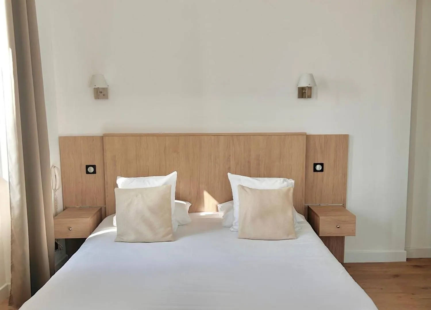 Hotel Les Deux Coteaux Tain-l'Hermitage France